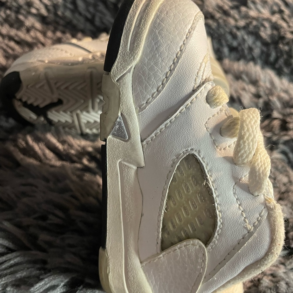 Jordan 5 Retro Low